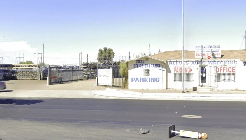 Exterior de Reeves Auto Wrecking