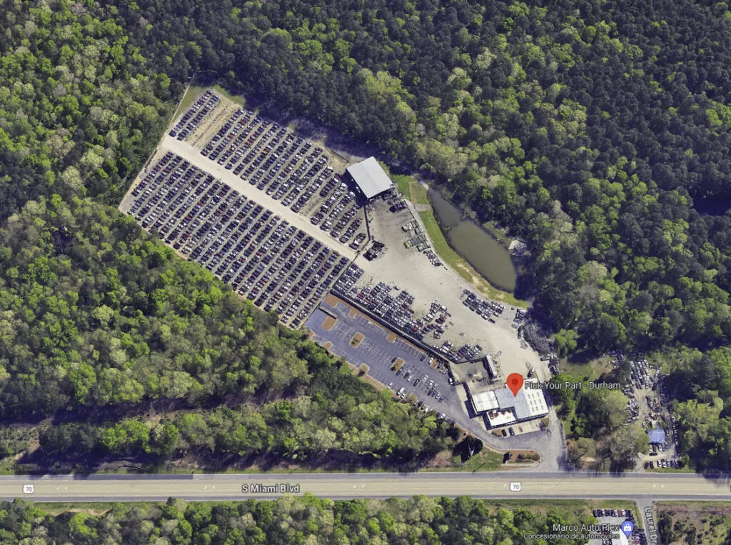 Exterior de Pick Your Part – Durham