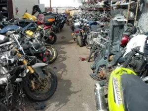 Exterior de Bob’s Used Motorcycle Parts