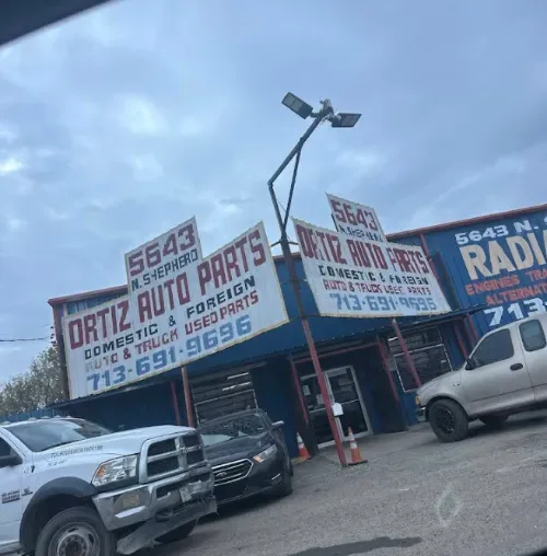 Exterior de Ortiz Auto Parts