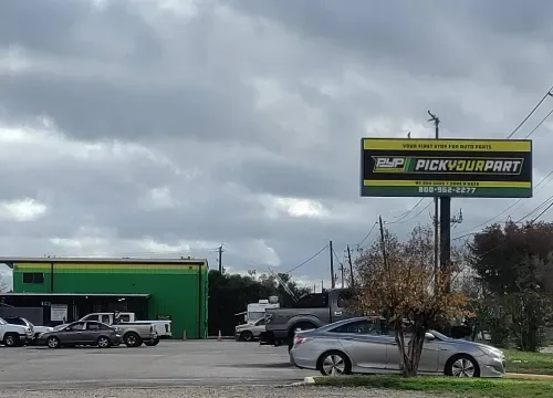 Exterior de Pick Your Part – Houston SW