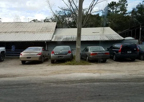 Exterior de A Used Auto Parts