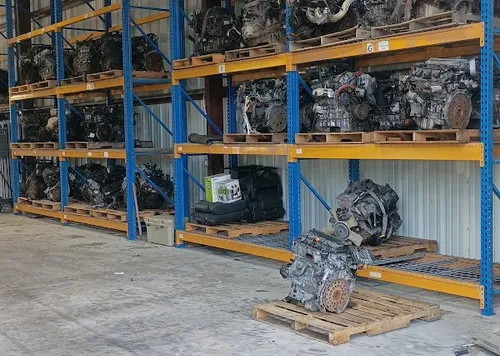 Exterior de ACL Auto Parts
