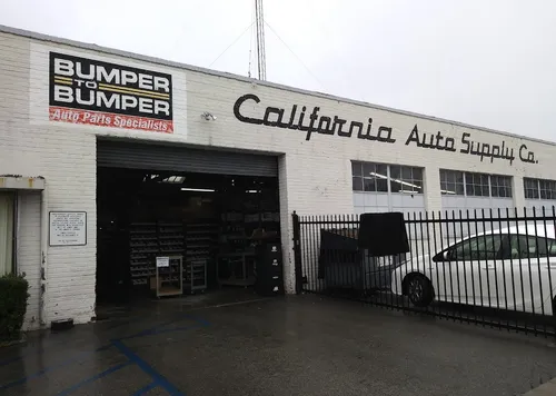 Exterior de California Auto Supply