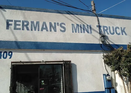 Exterior de Ferman’s Mini Truck Salvage