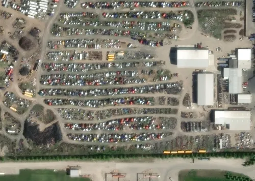 Vista aérea del patio de Holst Truck Parts