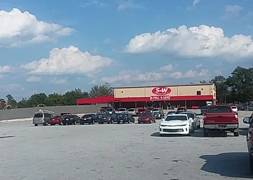 Exterior de S & W Automotive Parts